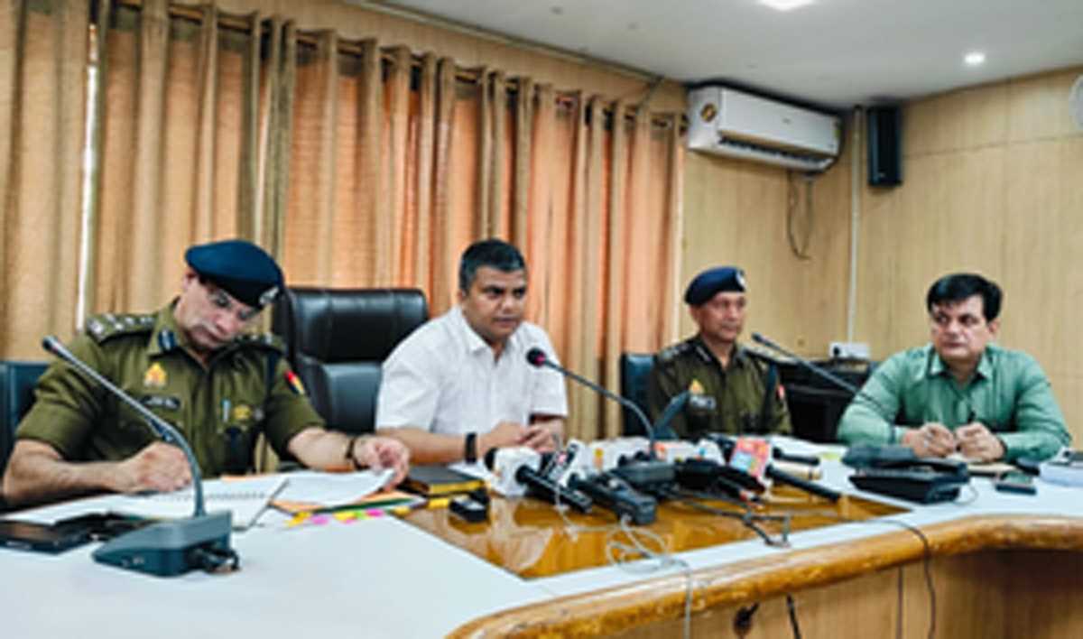 गौतमबुद्ध नगर जिले को 120 सेक्टरों में बाँटा जायेगा, 2,269 बूथ बनेंगे